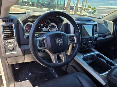 Used 2017 RAM 1500 Laramie w/ Convenience Group AWD/4WD image 9