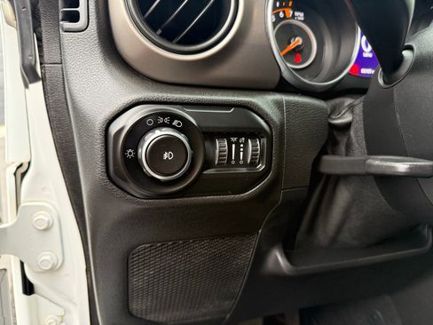 Used 2020 Jeep Wrangler Unlimited Sport image 14