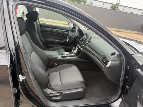 Used 2021 Honda Accord LX image 10