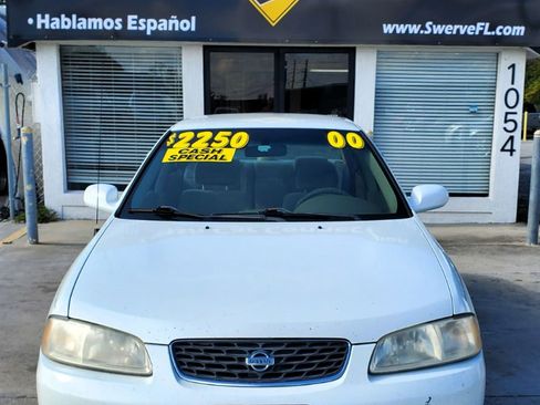 Used 2000 Nissan Sentra GXE image 3