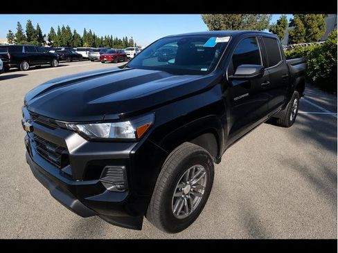 Used 2023 Chevrolet Colorado LT w/ LT Convenience Package II RWD image 1