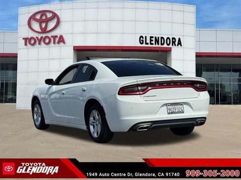 Used 2022 Dodge Charger SXT w/ Leather Interior Group RWD image 8
