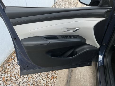 Used 2025 Hyundai Tucson SEL image 12