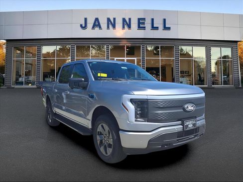 New 2025 Ford F150 Lightning Flash image 2
