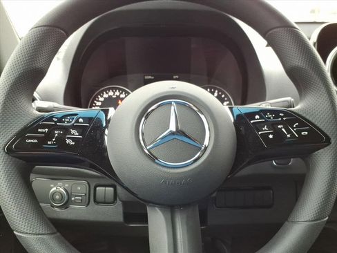 New 2025 Mercedes-Benz Sprinter 2500 image 17