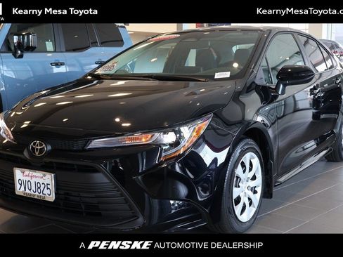 Used 2025 Toyota Corolla LE FWD image 1
