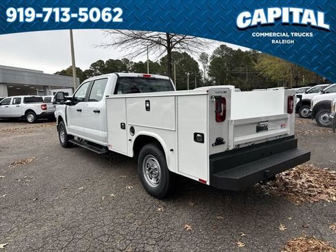 New 2026 Ford F250 XL w/ XL Chrome Package image 6