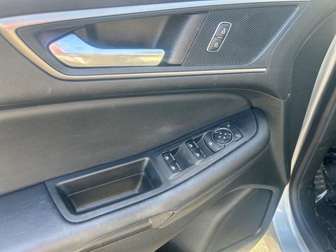 Used 2022 Ford Edge SEL w/ Convenience Package image 10