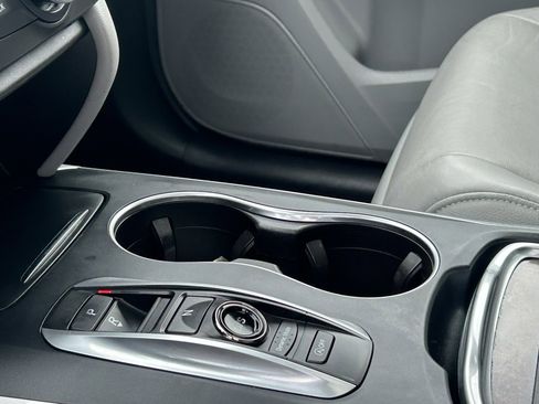 Used 2019 Acura MDX SH-AWD image 13