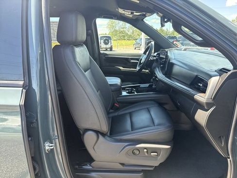 Used 2026 Chevrolet Tahoe Z71 AWD/4WD image 25
