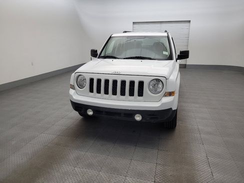 Used 2014 Jeep Patriot Latitude AWD/4WD image 15