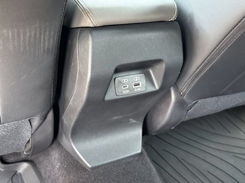 Used 2025 Subaru Crosstrek 2.5i Sport AWD/4WD image 11