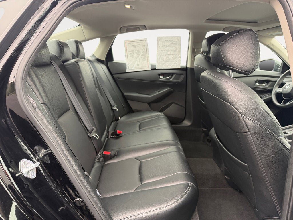 Used 2023 Honda Accord EX image 23