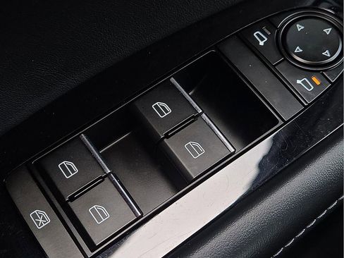 Used 2025 MAZDA CX-30 AWD 2.5 S w/ Select Sport Pkg image 18