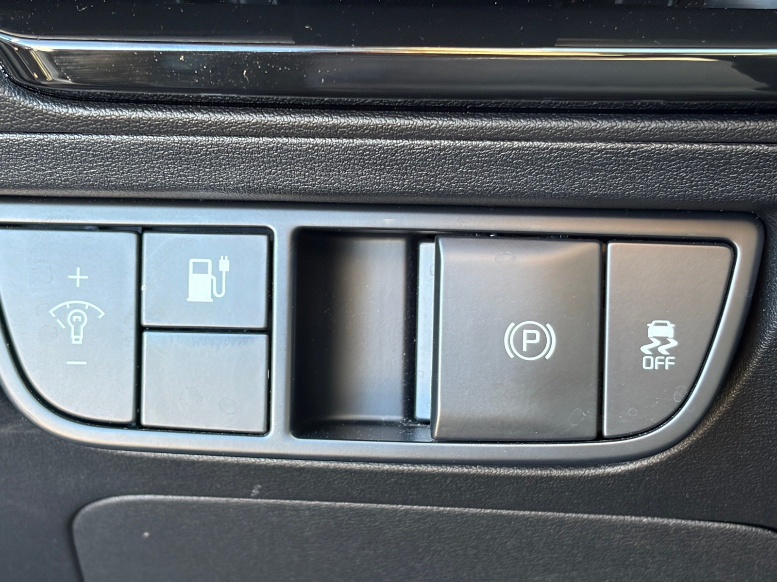 Used 2024 Kia EV6 Light RWD image 9