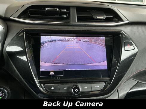 Used 2023 Chevrolet TrailBlazer RS w/ Sun and Liftgate Package image 10