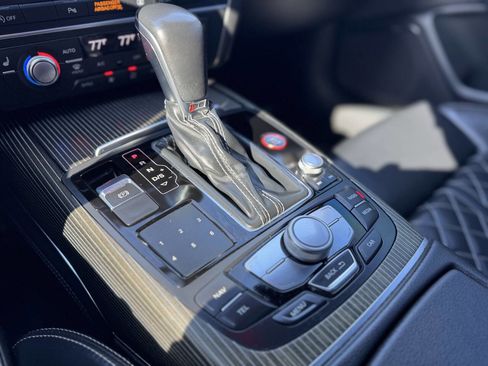 Used 2018 Audi S6 Premium Plus w/ S Sport Package image 31