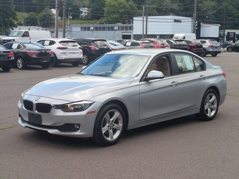 Used 2015 BMW 320i xDrive Sedan AWD/4WD image 8