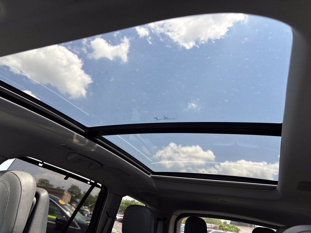 Used 2020 Lincoln Aviator Reserve w/ Equipment Group 202A AWD/4WD image 41