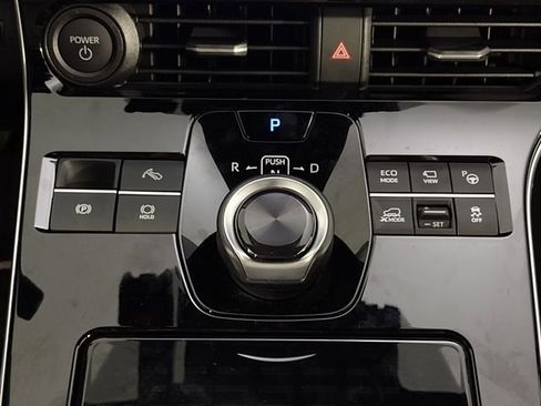 New 2025 Toyota bZ4X AWD image 18