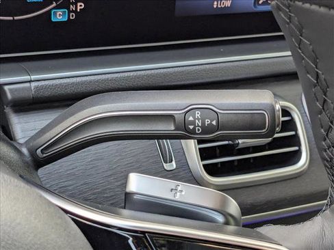 New 2026 Mercedes-Benz GLE 450 4MATIC image 16