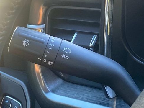 Used 2024 Ford F250 Lariat w/ Sport Appearance Package AWD/4WD image 19