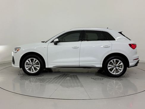 Certified 2025 Audi Q3 2.0T Premium image 2