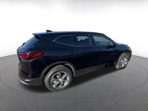 Used 2025 Chevrolet Blazer LT image 15