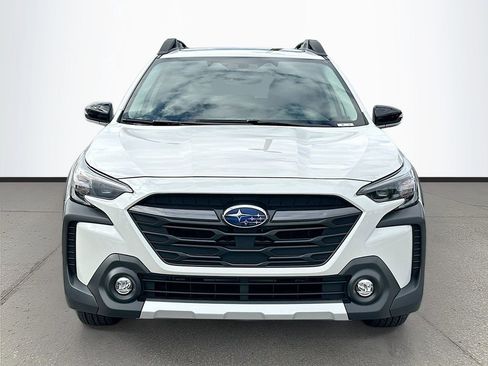 New 2025 Subaru Outback Limited image 2
