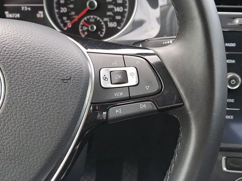 Used 2019 Volkswagen Golf SE w/ Driver Assistance Package image 23