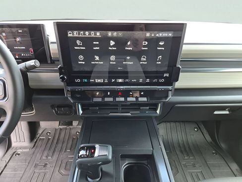 New 2026 GMC Hummer EV SUV AWD/4WD image 21