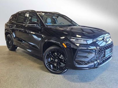 New 2025 Volkswagen Tiguan SE R-Line