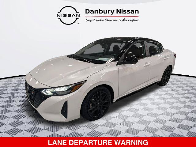 Certified 2025 Nissan Sentra SR w/ Midnight Edition FWD image 8