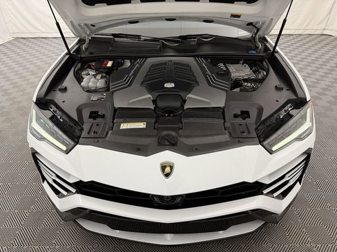 Used 2021 Lamborghini Urus image 61
