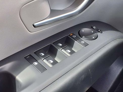 Used 2025 Hyundai Tucson SEL FWD image 19