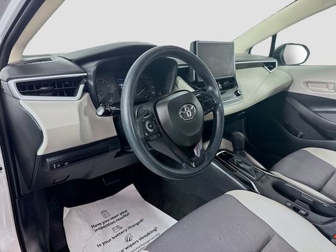Certified 2024 Toyota Corolla LE image 9