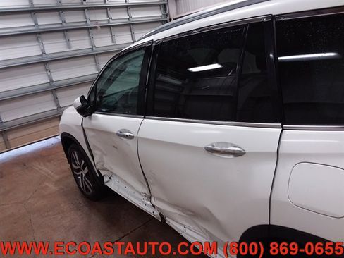 Used 2017 Honda Pilot Elite image 17