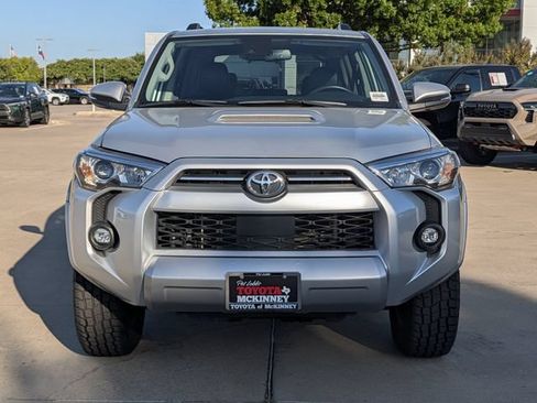 Used 2024 Toyota 4Runner TRD Off-Road Premium AWD/4WD image 11