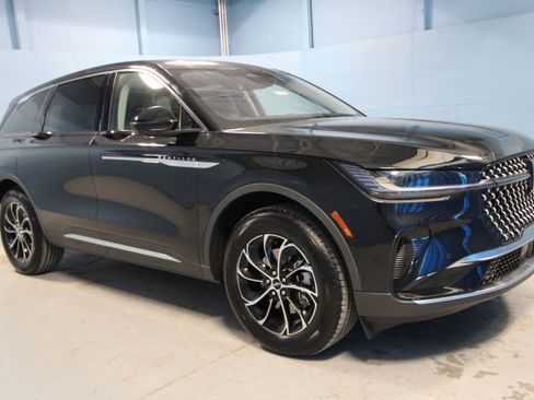 New 2026 Lincoln Nautilus Premier w/ Equipment Group 102A image 1