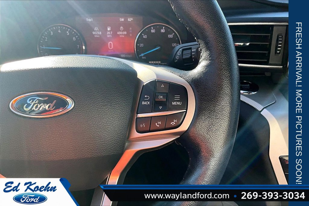 Certified 2022 Ford Explorer XLT w/ Equipment Group 202A AWD/4WD image 18