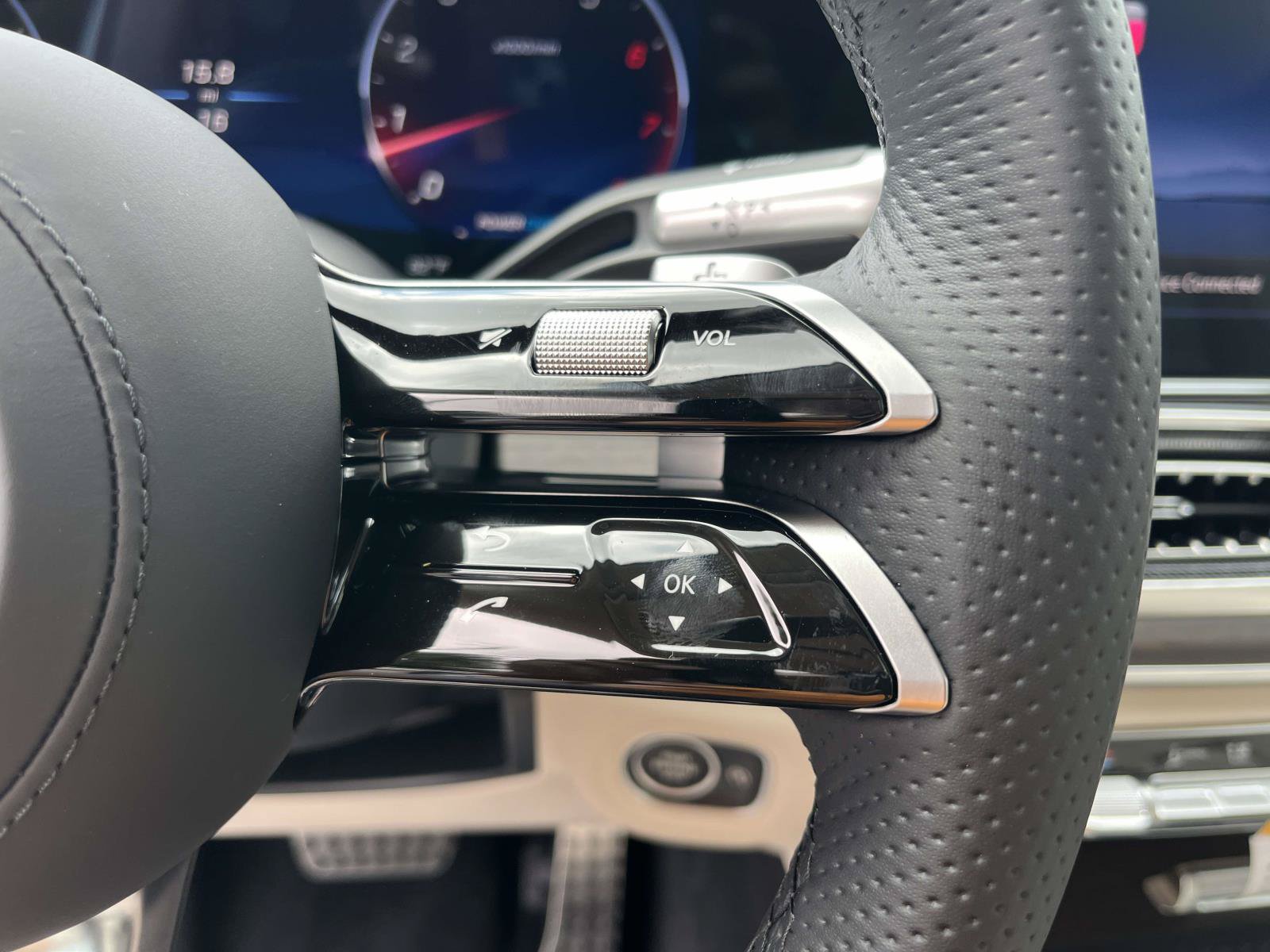 New 2027 Mercedes-Benz GLS 450 4MATIC image 24