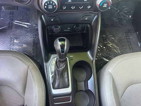 Used 2015 Hyundai Tucson SE image 14