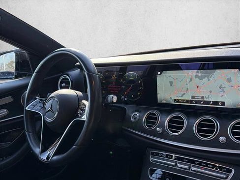 Used 2022 Mercedes-Benz E 350 Sedan image 23
