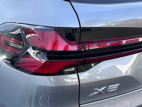 Certified 2024 BMW X5 xDrive40i w/ M Sport Package image 8