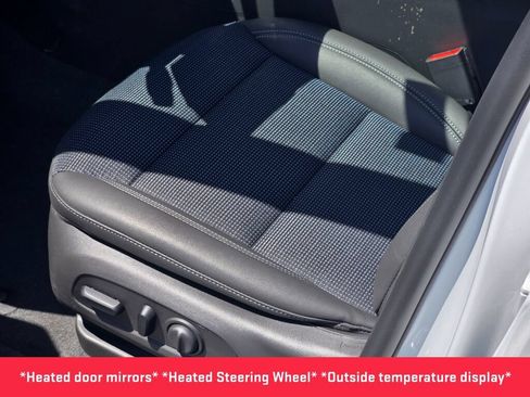 New 2026 Buick Envista Sport Touring w/ Convenience I Package FWD image 8