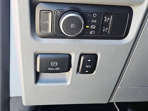 Used 2022 Ford F150 XLT w/ Equipment Group 302A High AWD/4WD image 9