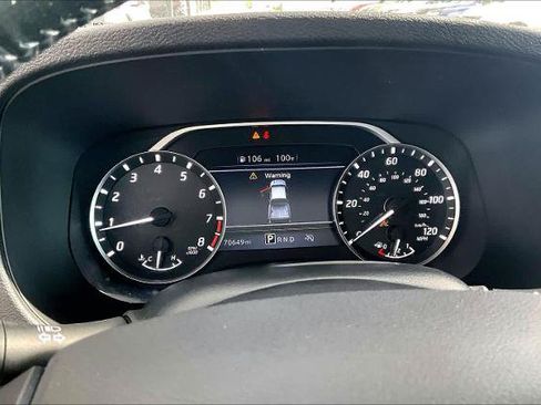 Certified 2024 Nissan Frontier SL RWD image 26