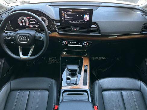 Used 2021 Audi Q5 2.0T Premium Plus w/ Premium Plus Package AWD/4WD image 13