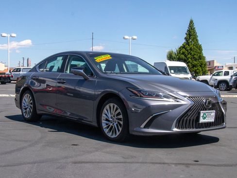 Used 2019 Lexus ES 350 Ultra Luxury image 1