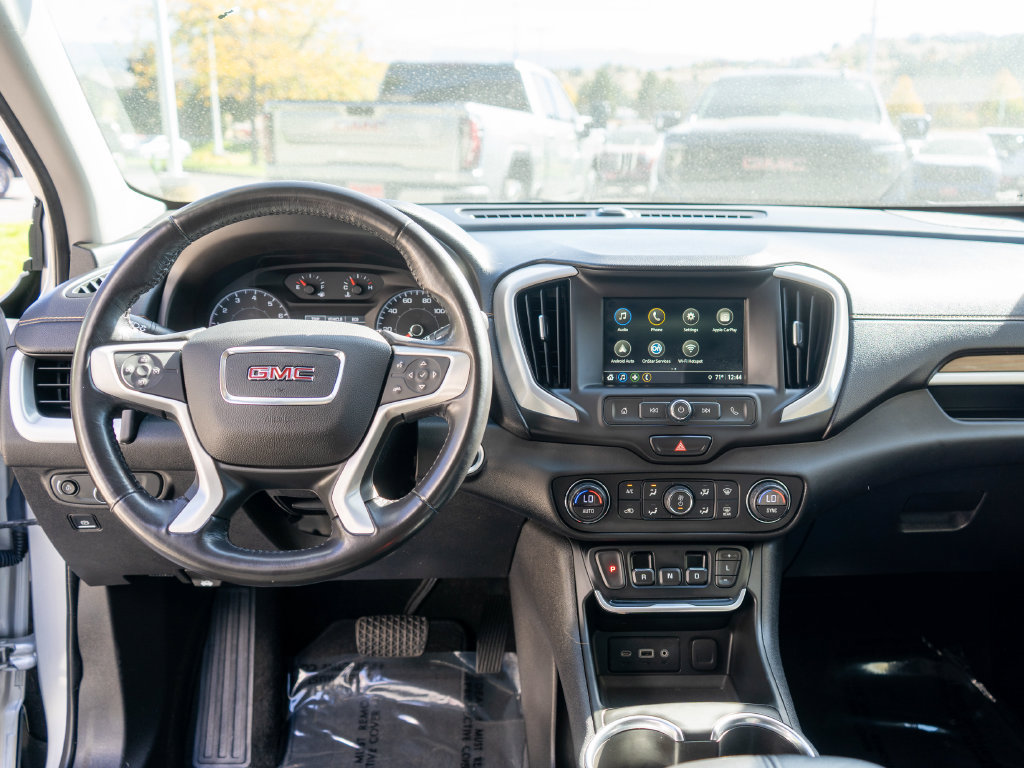 Used 2018 GMC Terrain SLE w/ Driver Convenience Package FWD image 13